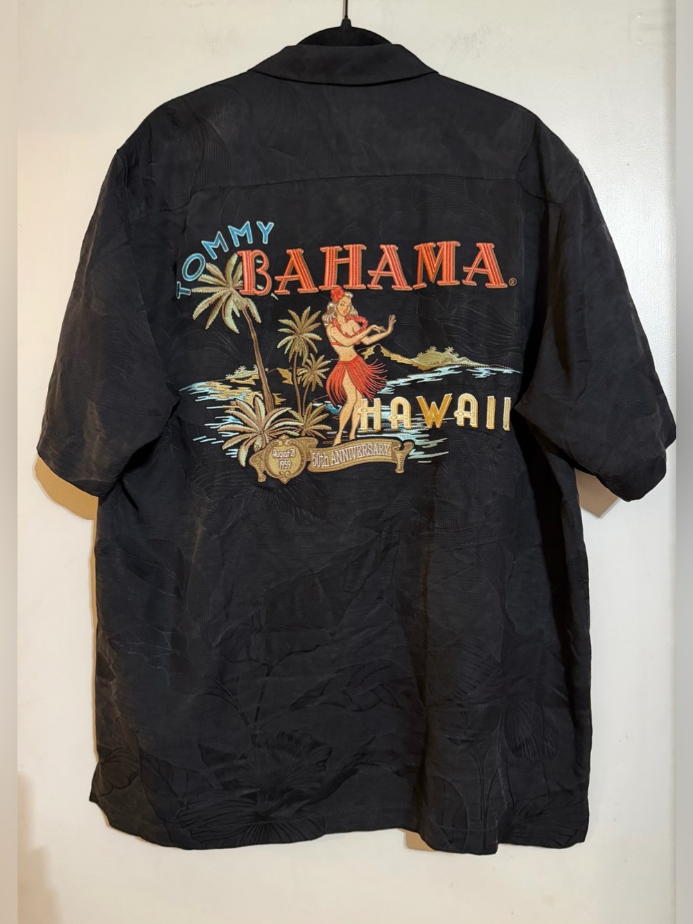 Tommy Bahama Hawaii 50th Anniversary Silk Camp Shirt Black Embroidered Men's M